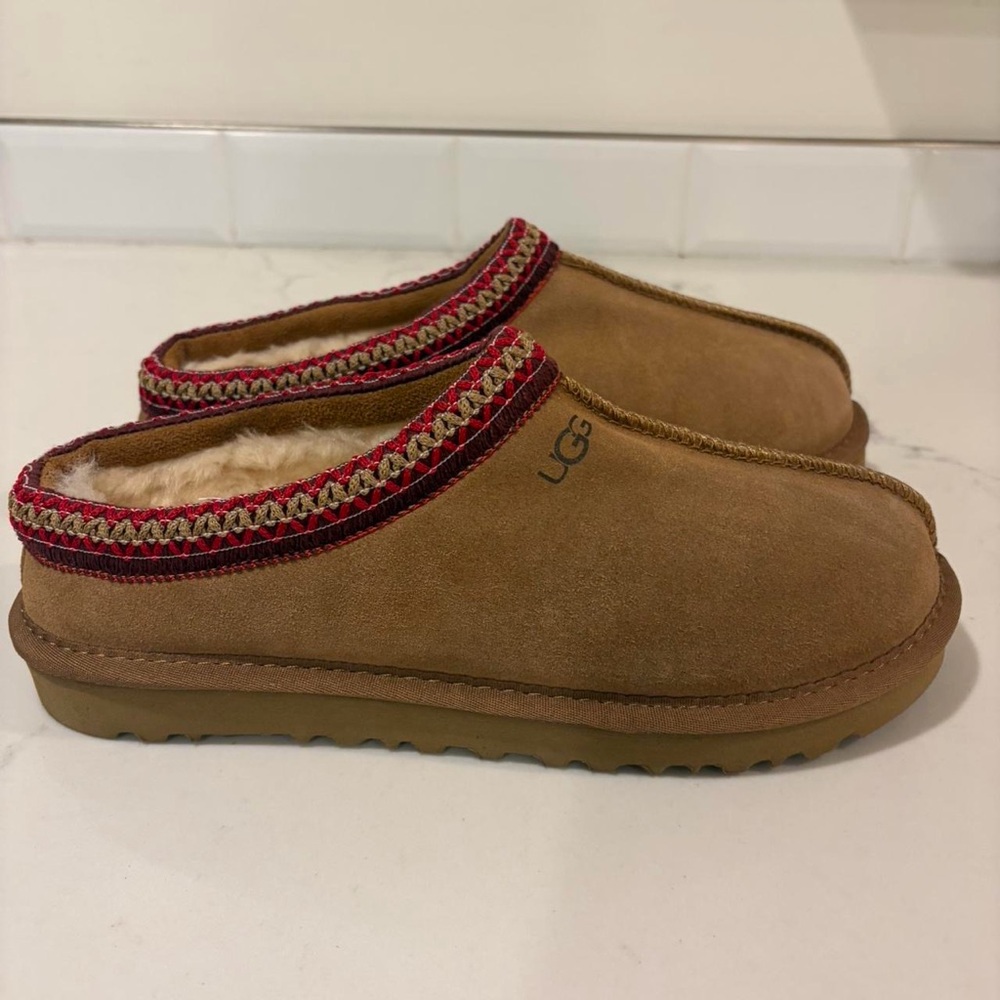 UGG Tan Suede Slippers with Red Accents